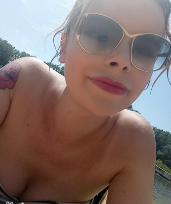 Анкета проститутки Елена - город Курдюковская, 20 лет, №11080